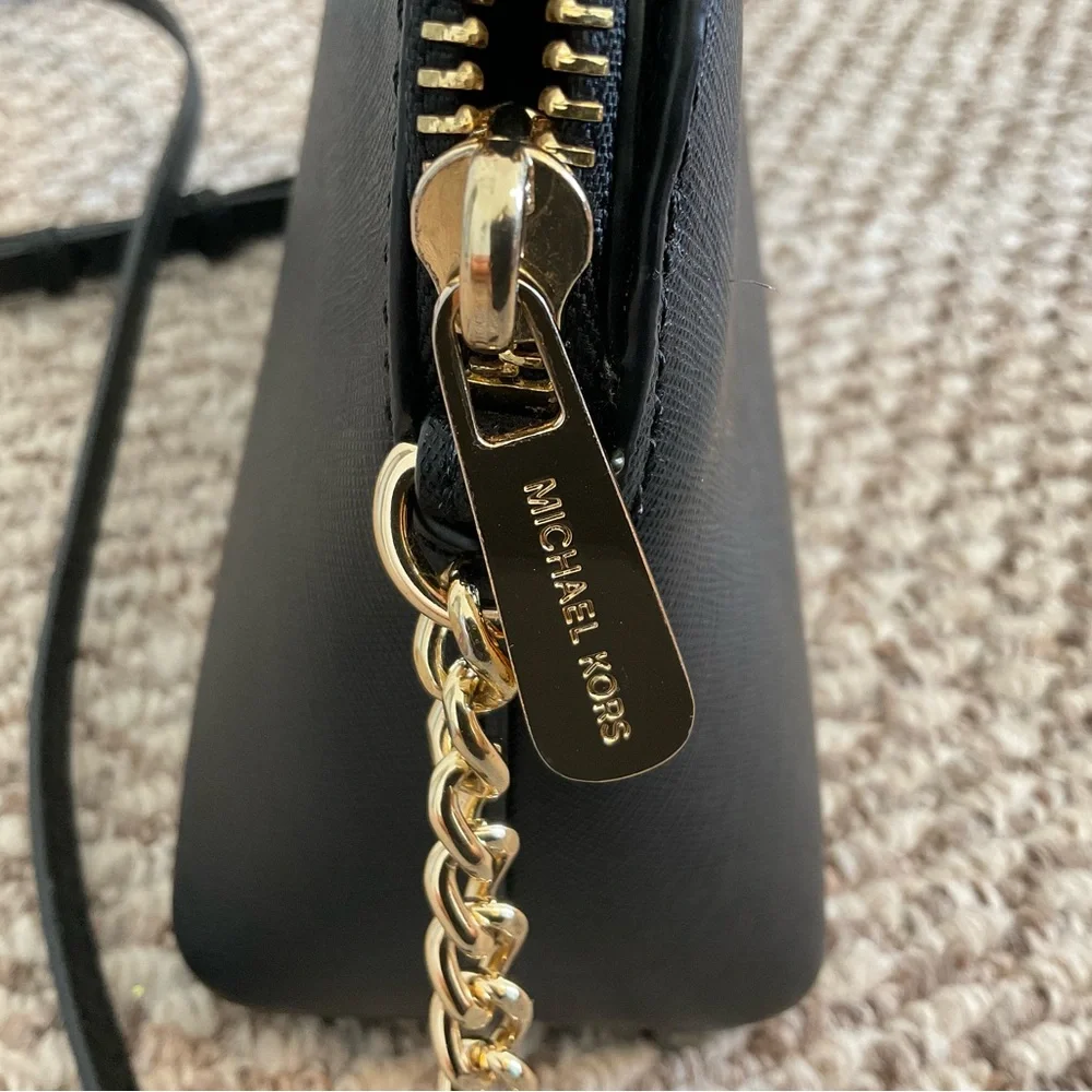 MICHAEL KORS - Small Crossbody Tote w/ Gold Tone Accents - EUC